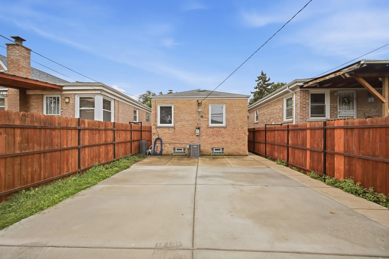 6230 W Foster Avenue IL
