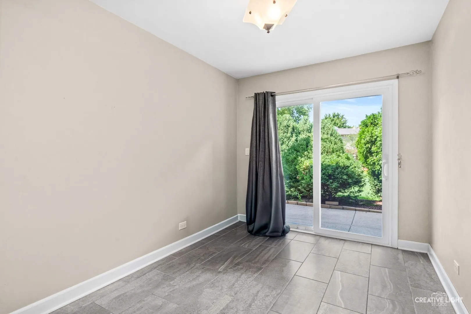 87 Townsend Circle IL