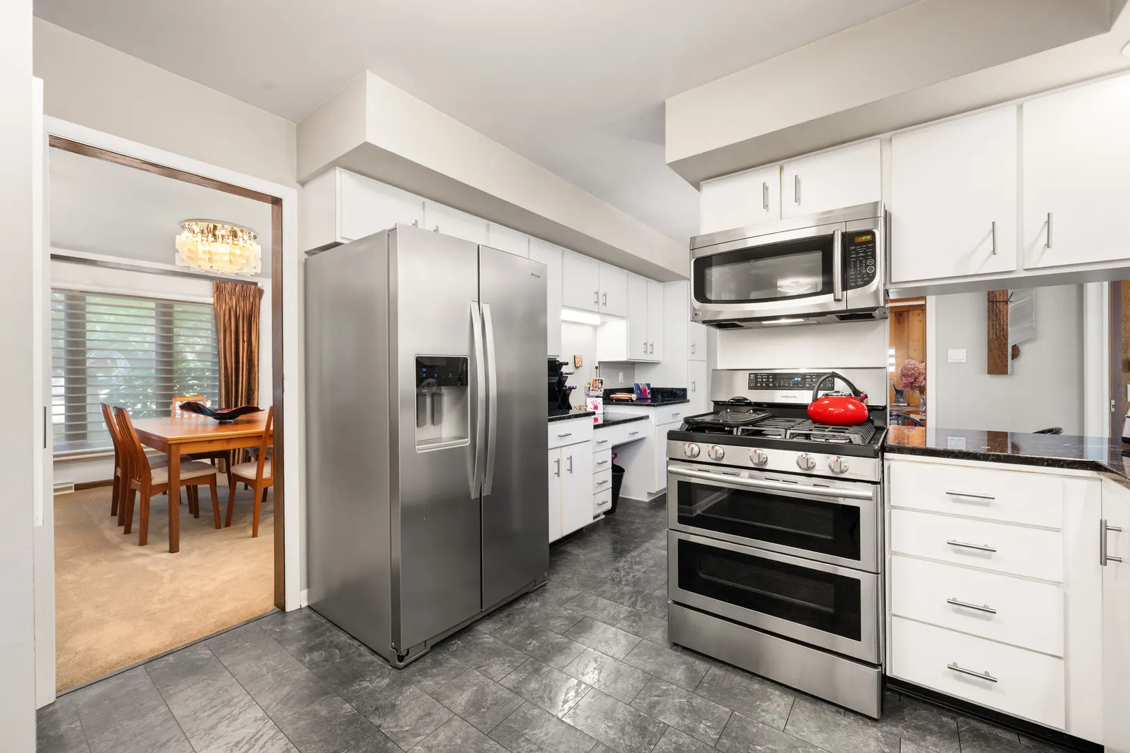 1311 Azalea Lane IL