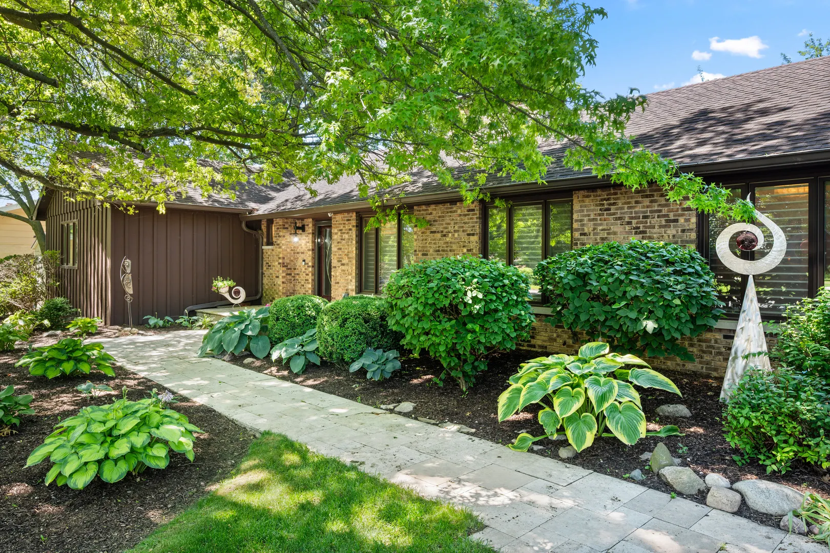 1311 Azalea Lane IL