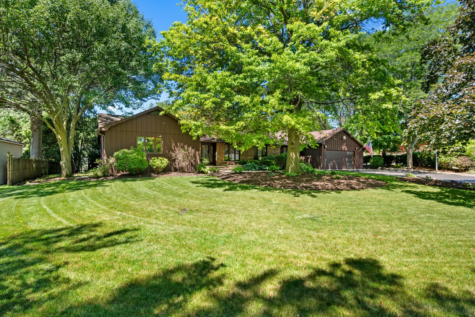 1311 Azalea Lane IL