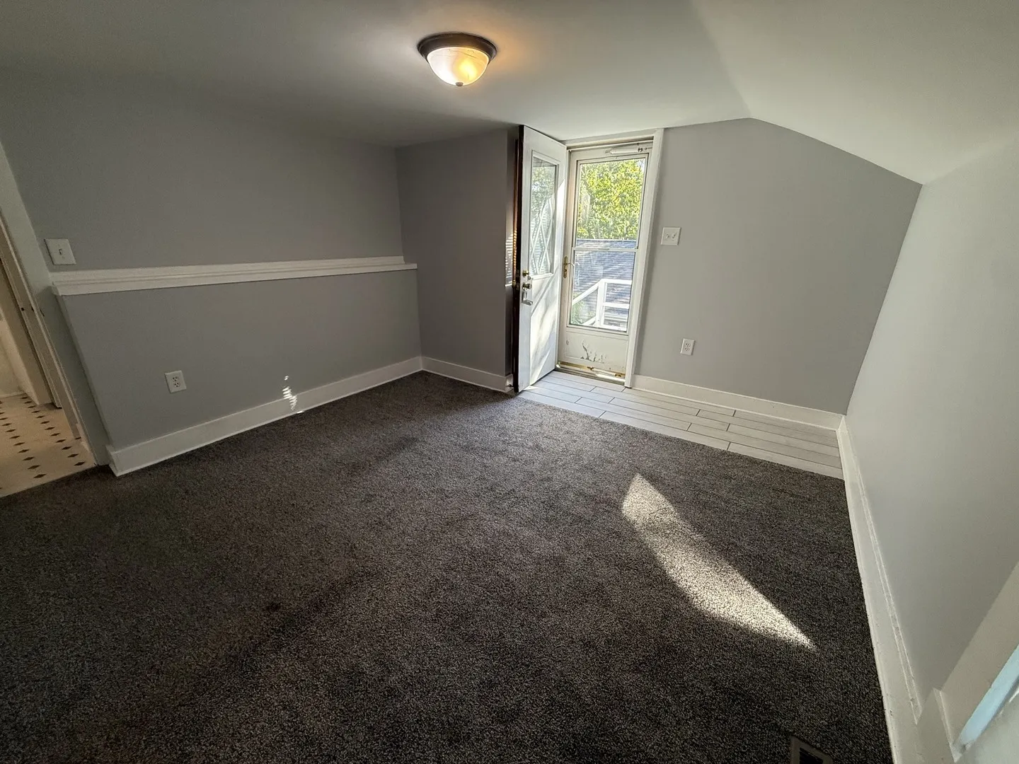 326 S Walnut Street IL