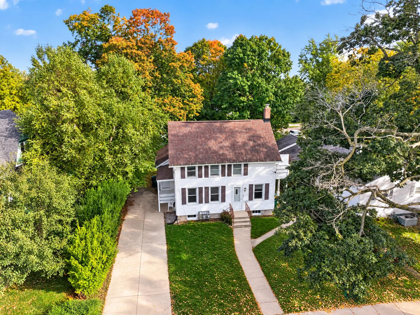 326 S Walnut Street IL