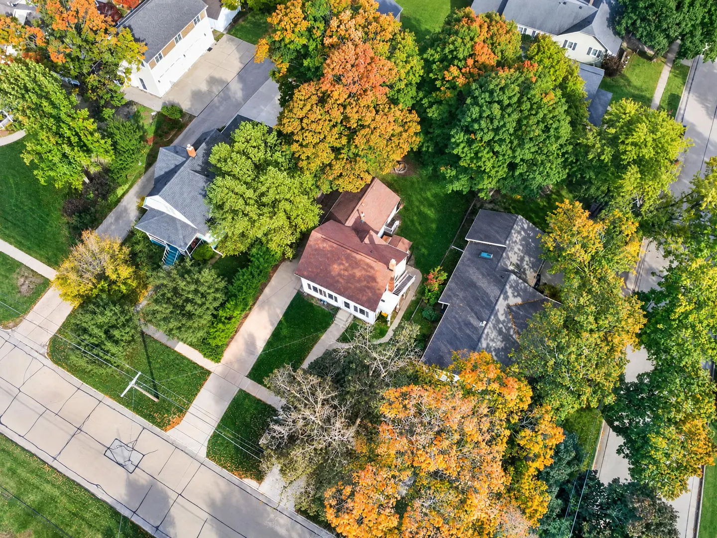 326 S Walnut Street IL