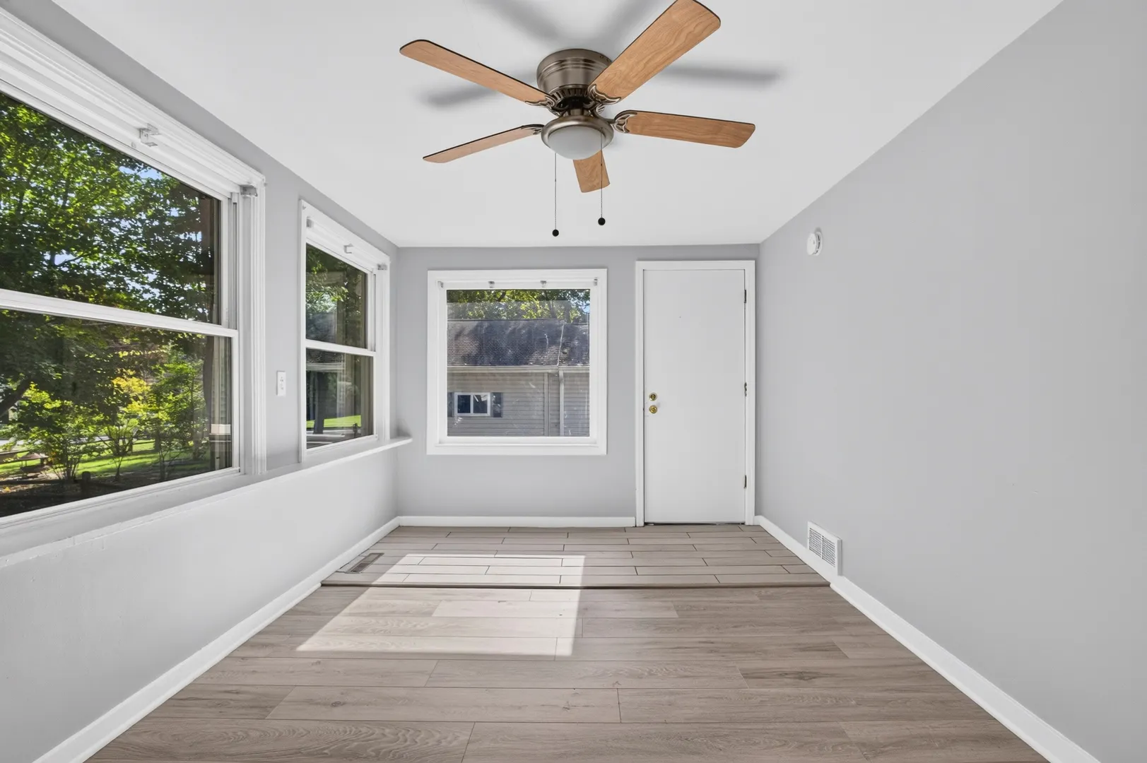 326 S Walnut Street IL