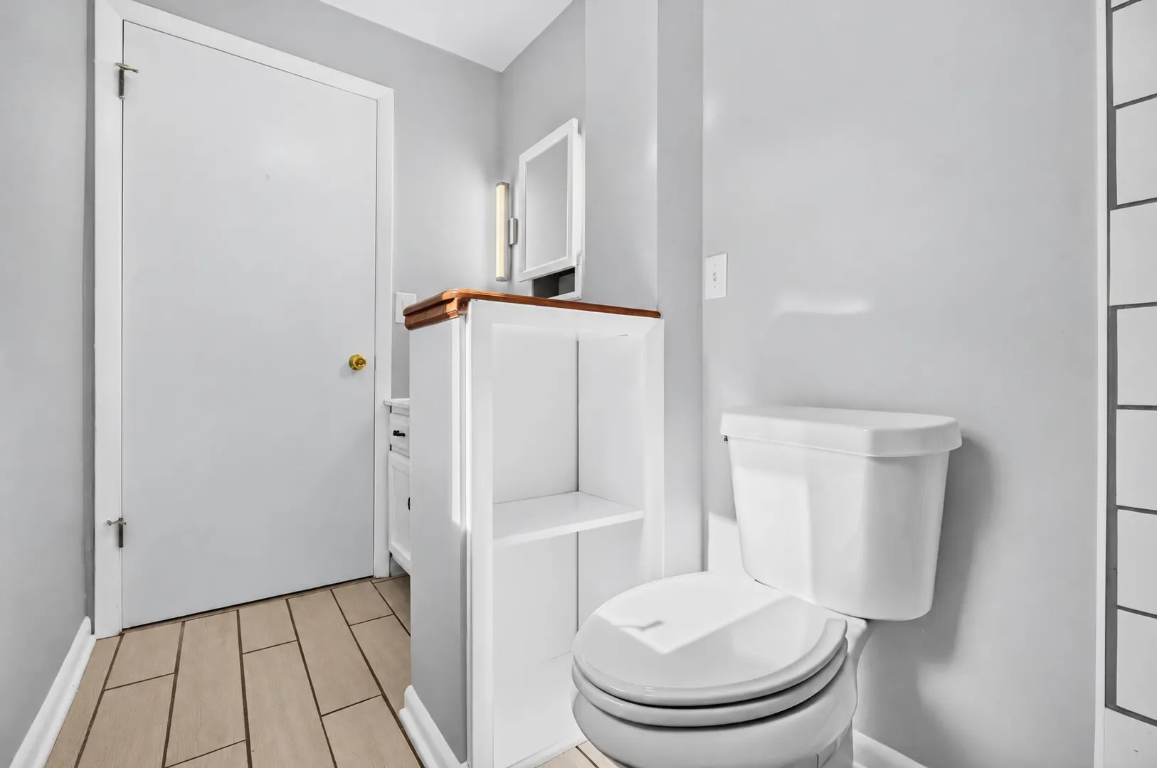 326 S Walnut Street IL