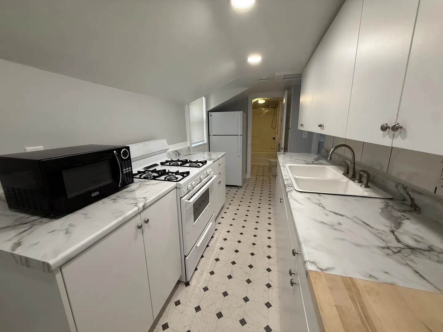 326 S Walnut Street IL