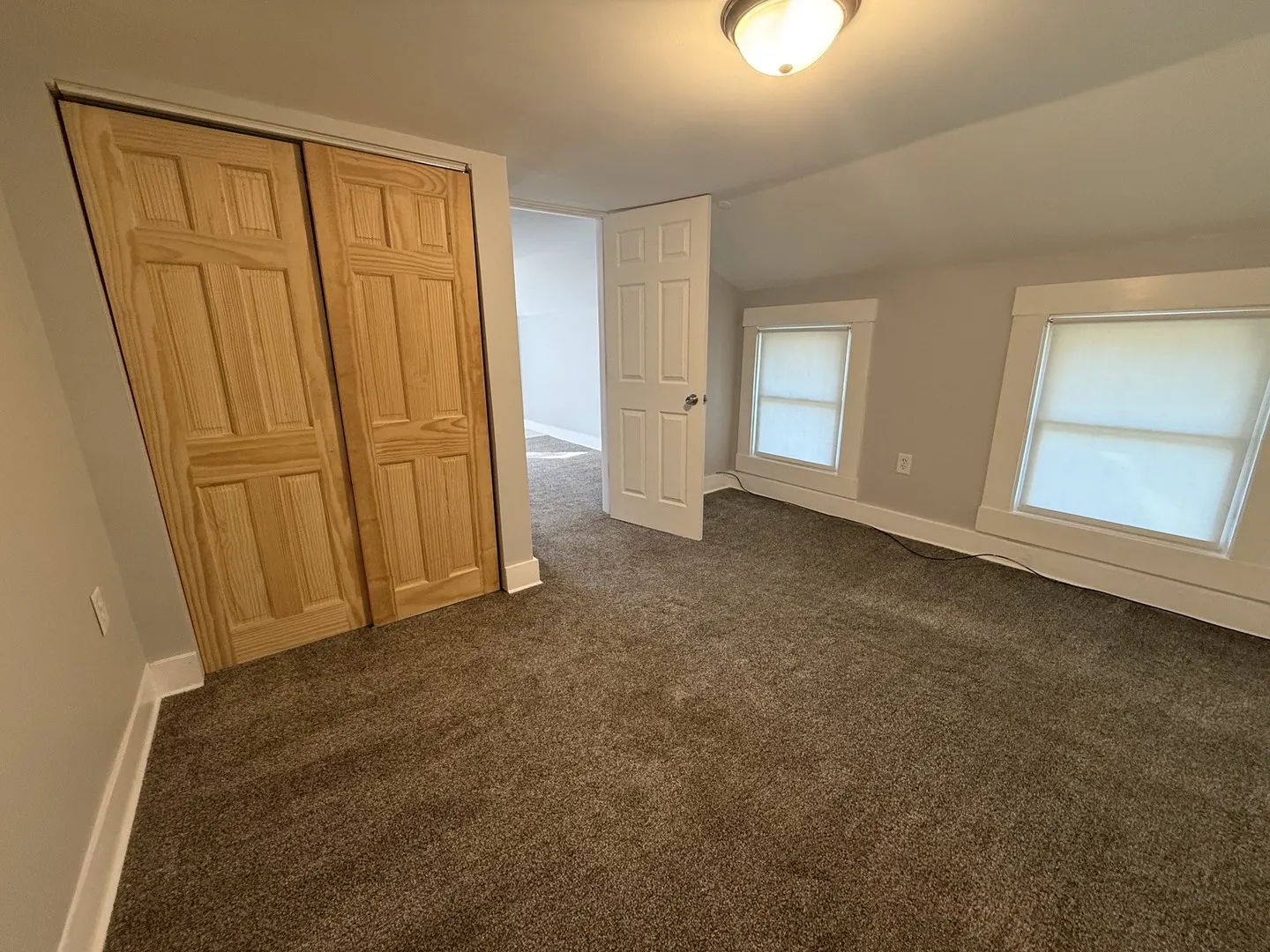 326 S Walnut Street IL