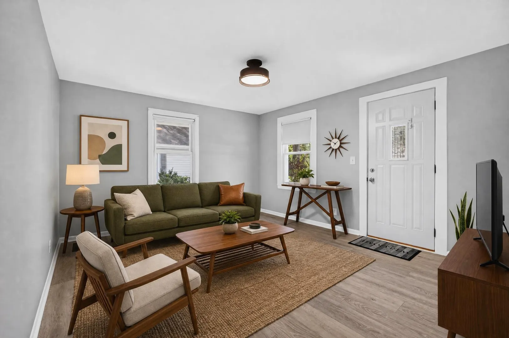 326 S Walnut Street IL