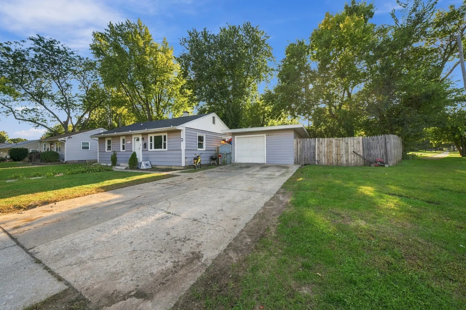 322 Westgate Drive IL