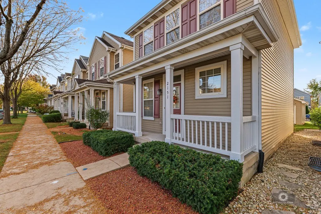 2151 Grayhawk Drive IL