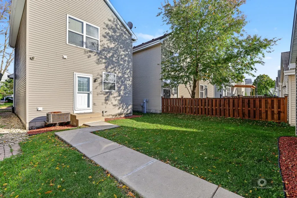 2151 Grayhawk Drive IL