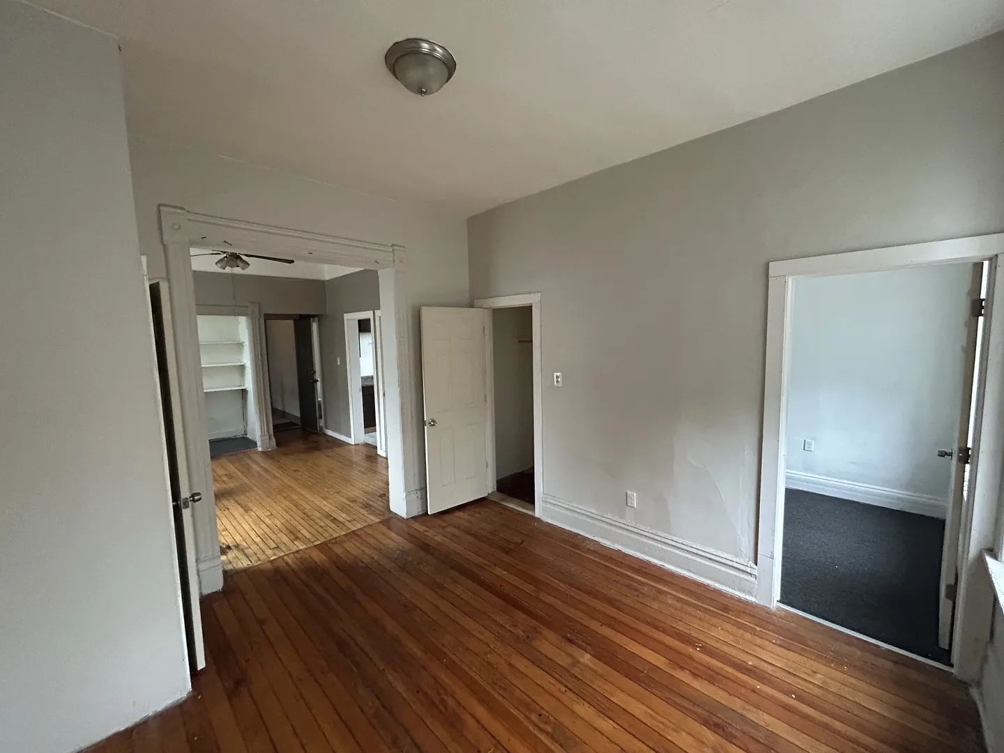735 E 88TH Street IL