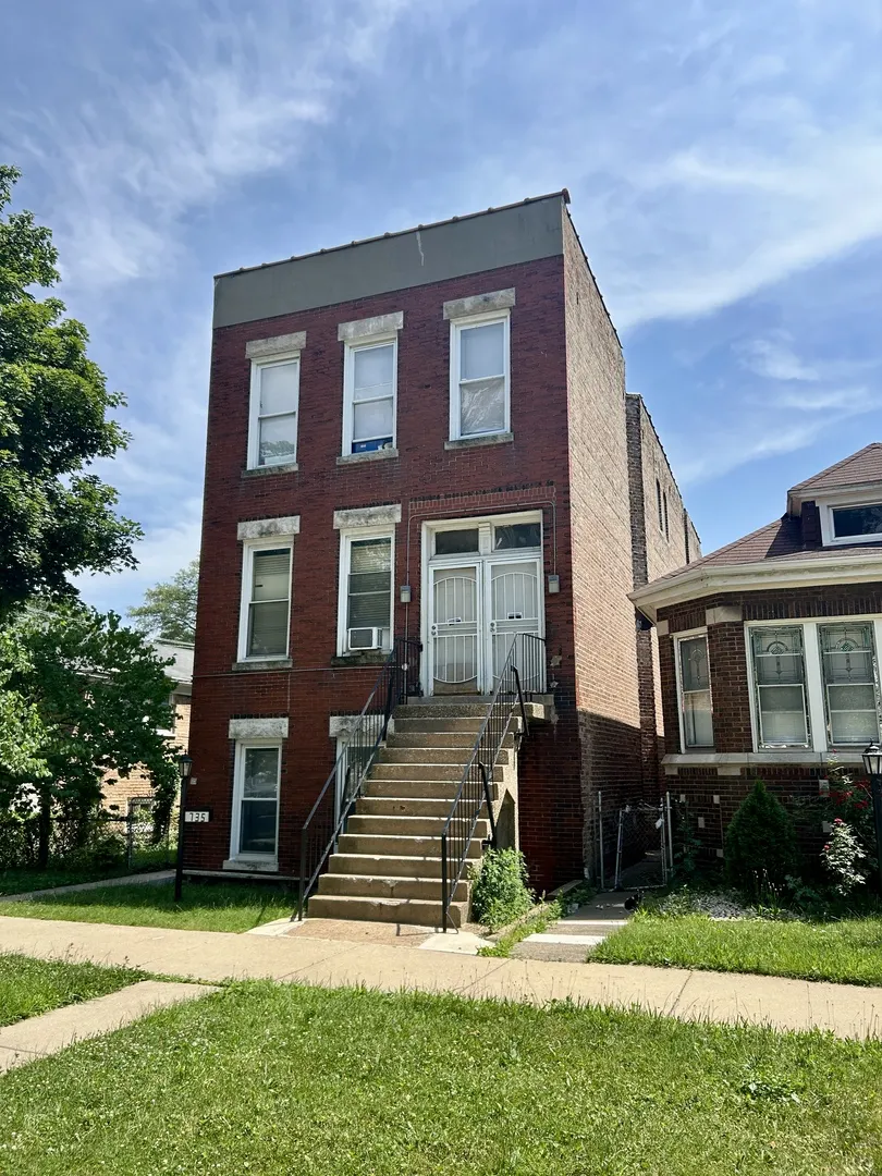 735 E 88TH Street IL