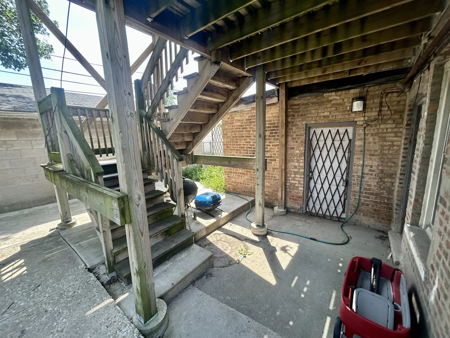 735 E 88TH Street IL