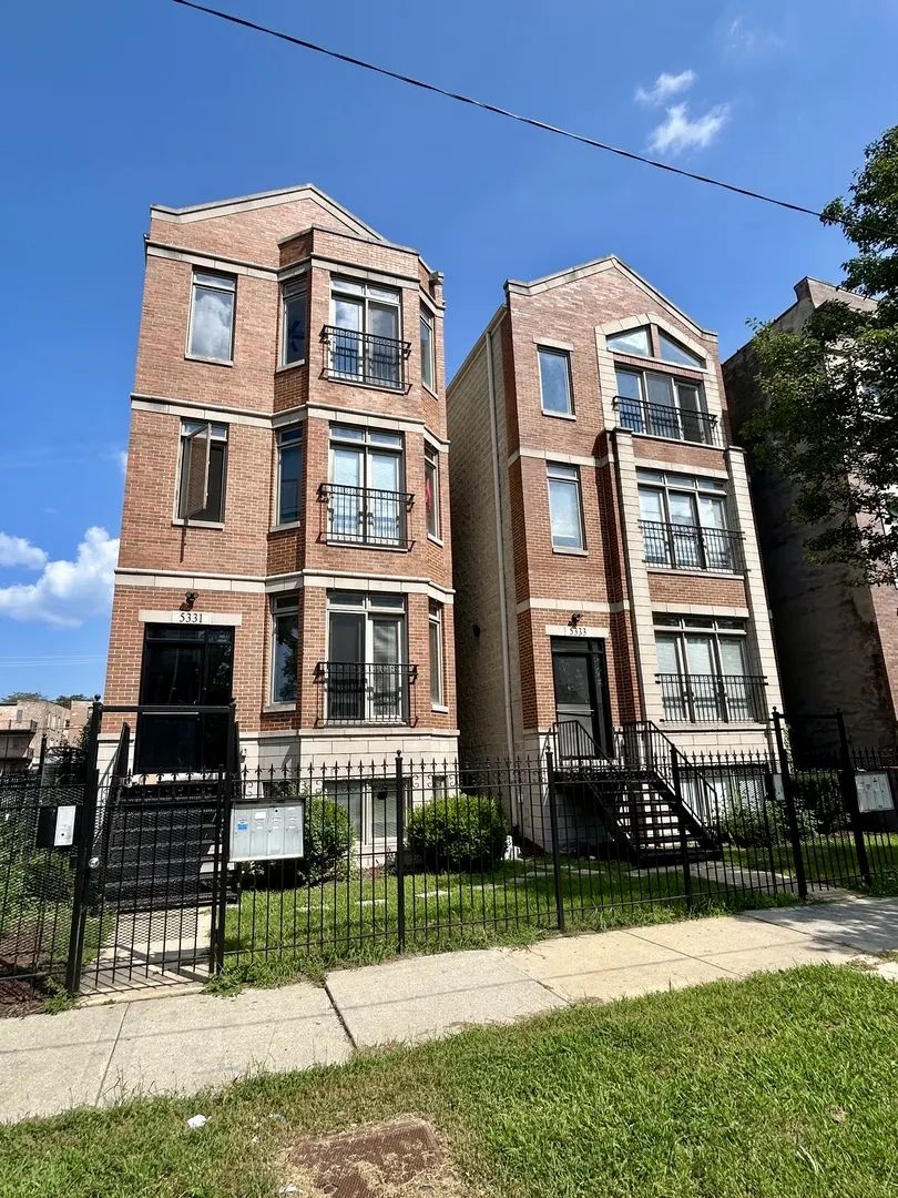 5331 S Calumet Avenue IL