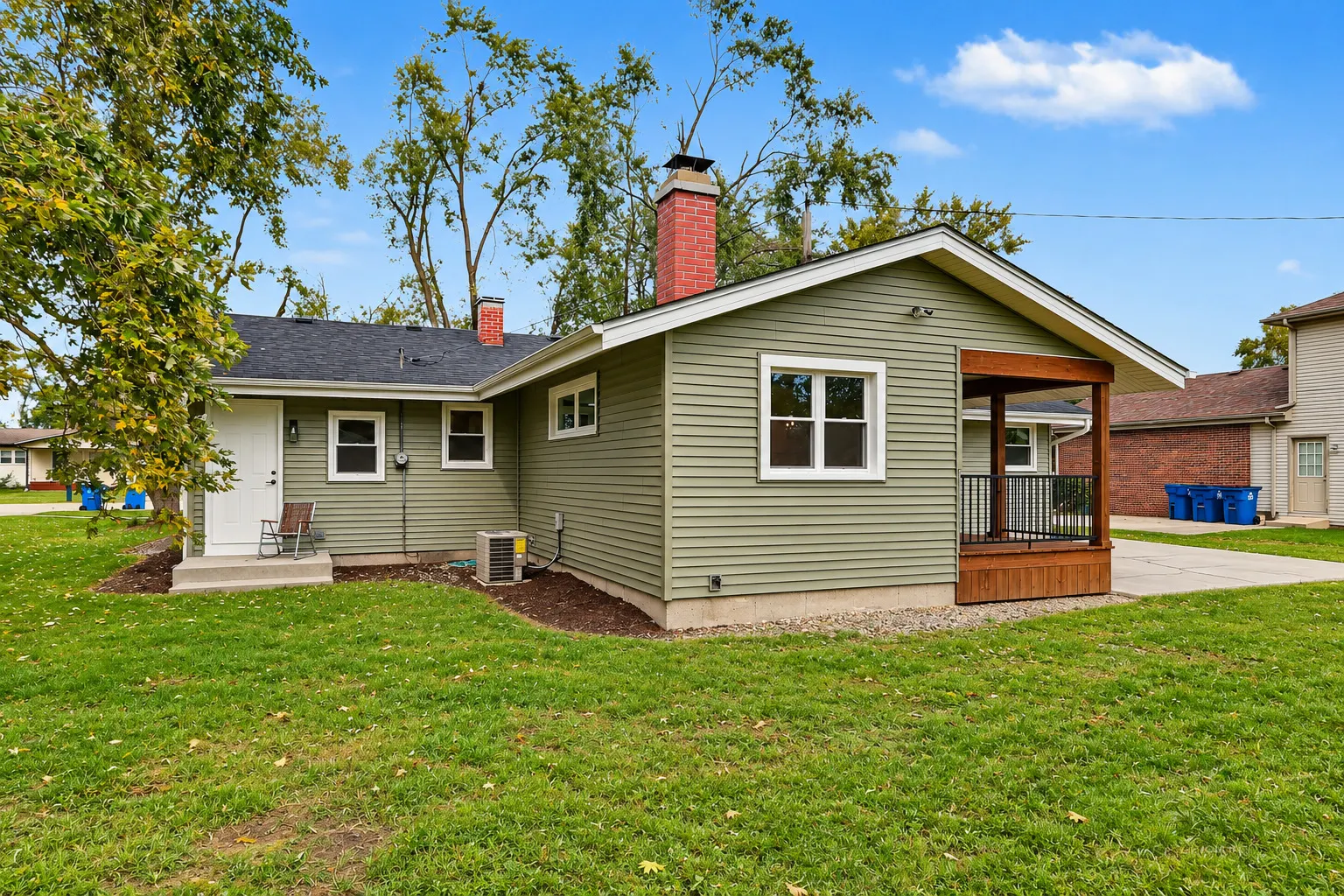 5639 W Wilson Street IL