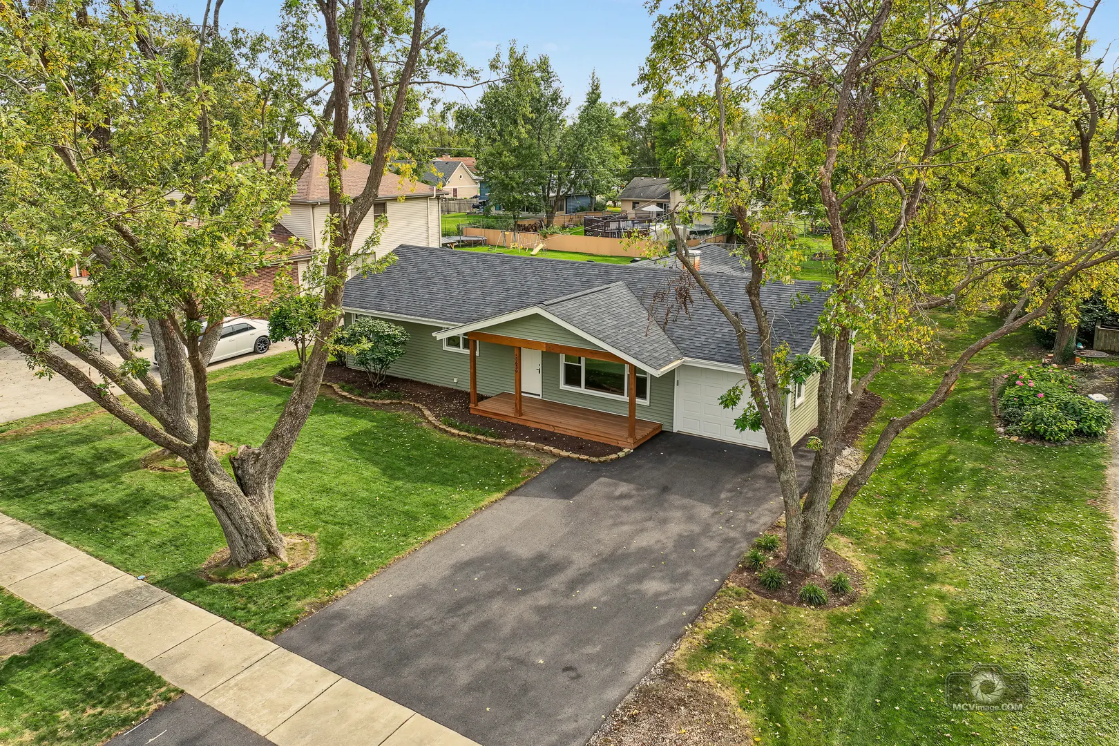 5639 W Wilson Street IL