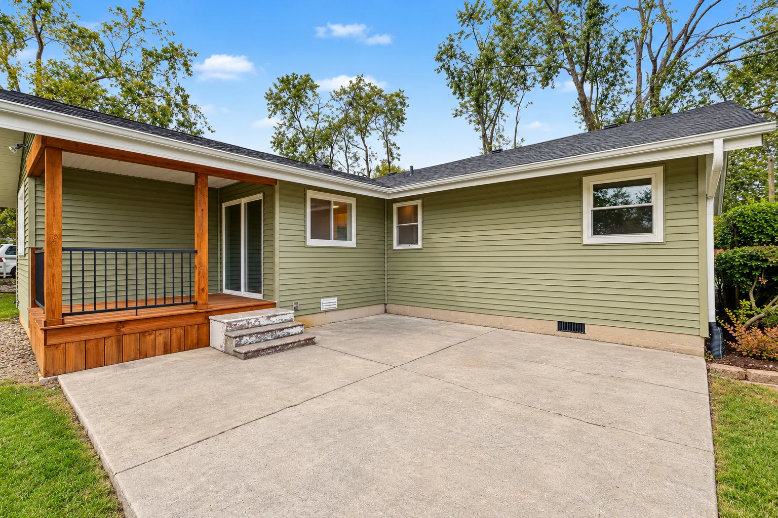 5639 W Wilson Street IL