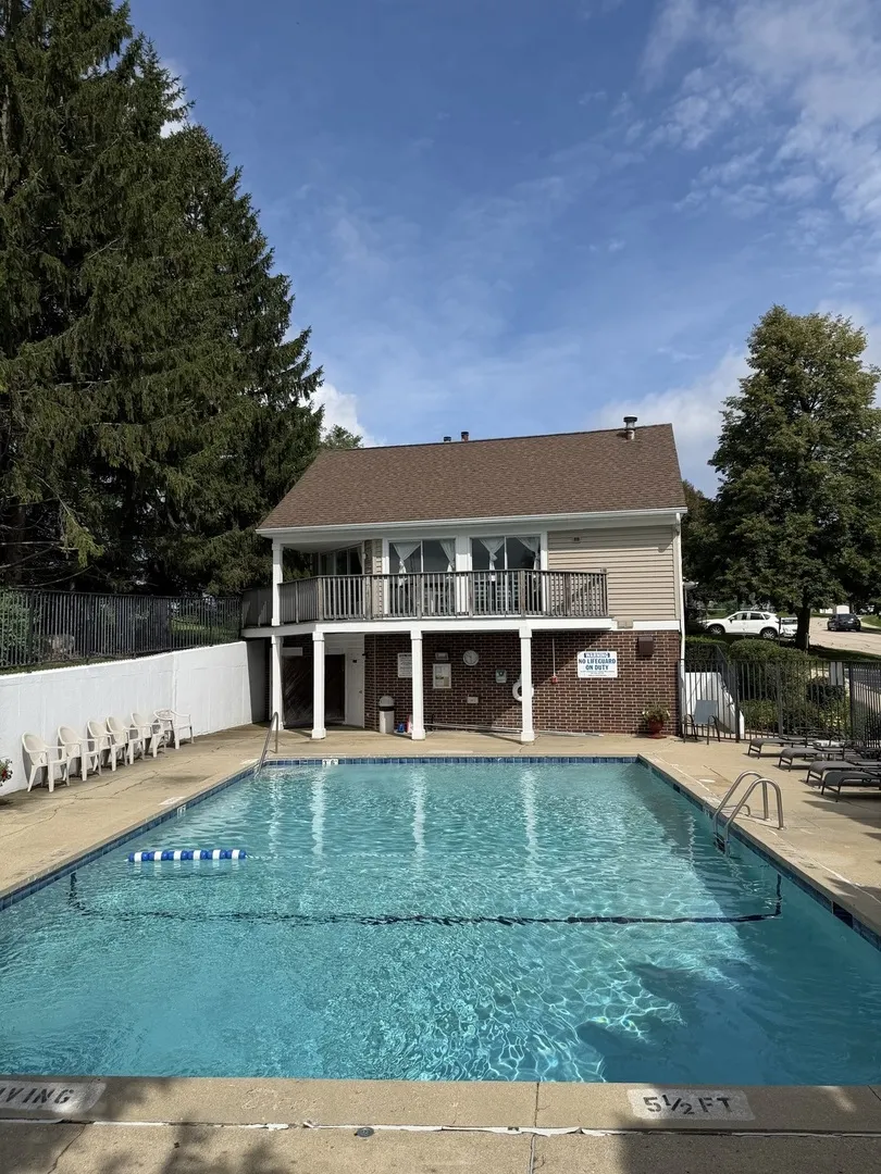 1621 Glengarry Court IL #1621