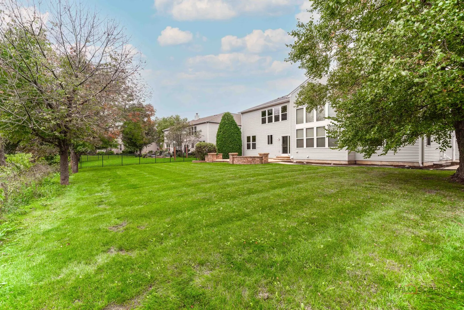 1575 McClellan Drive IL