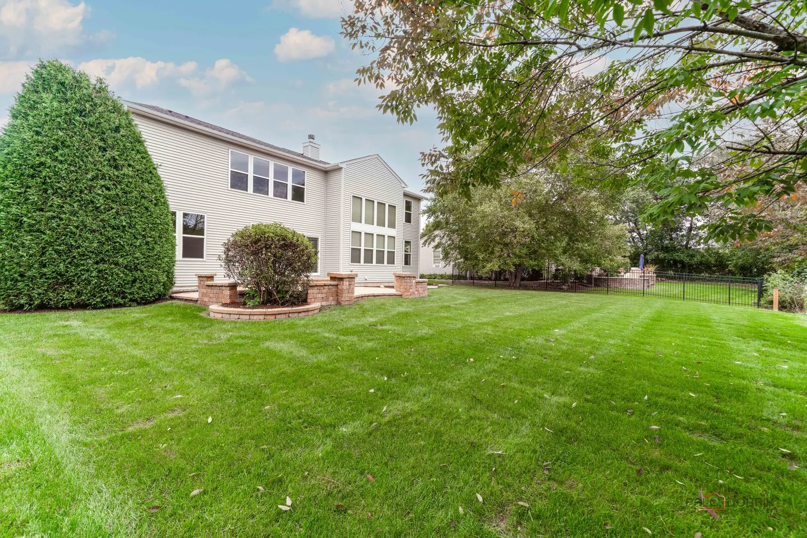 1575 McClellan Drive IL