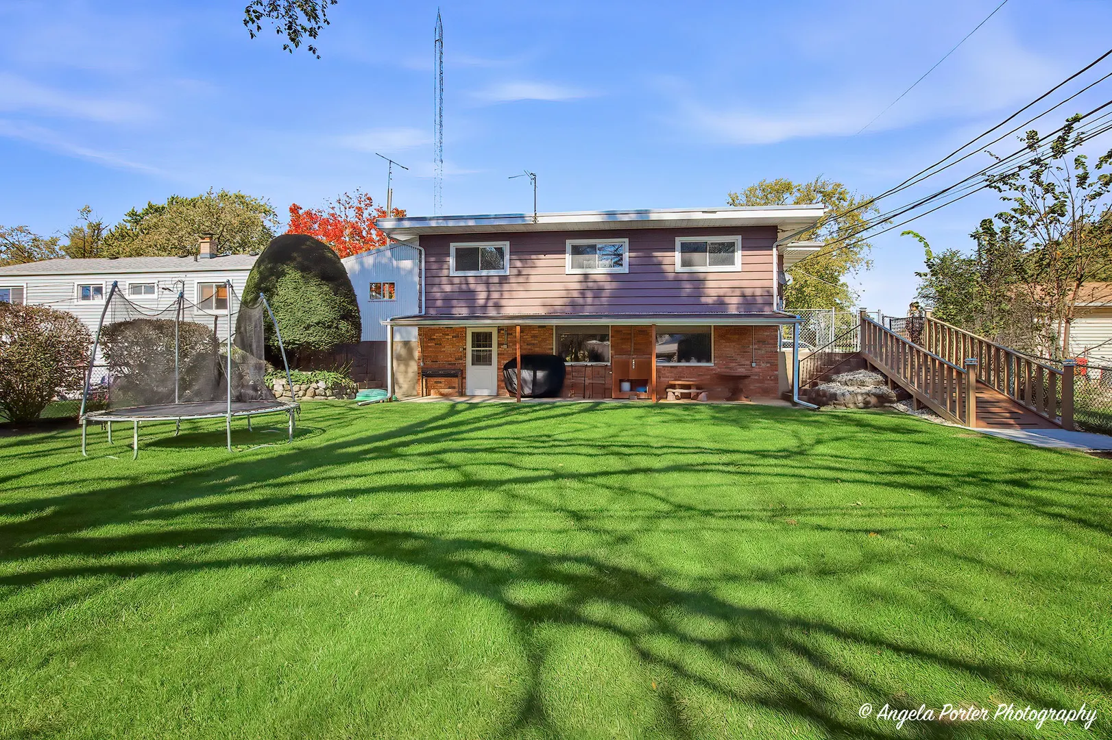 1746 WALNUT Drive IL
