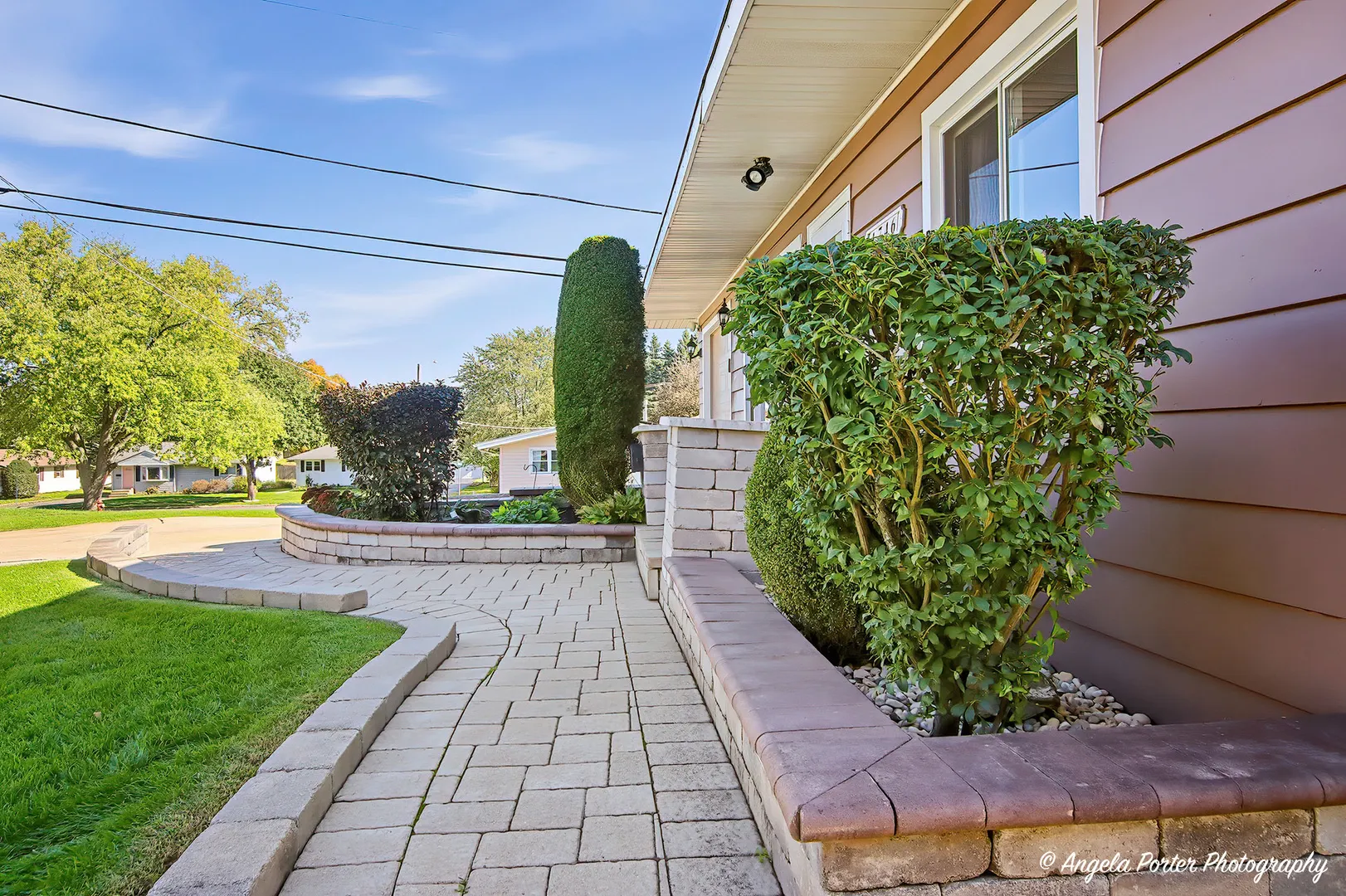 1746 WALNUT Drive IL