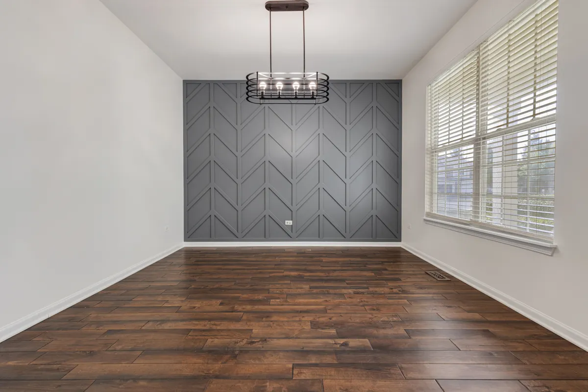 382 Vaughn Circle IL