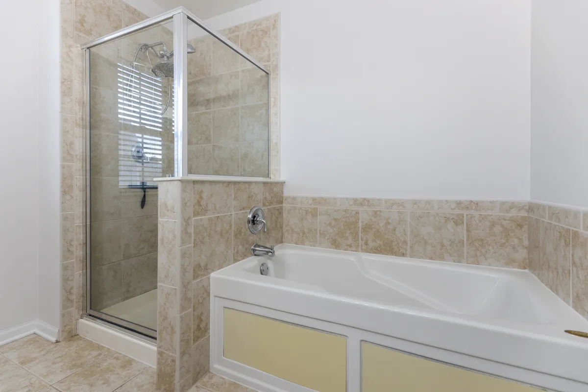 382 Vaughn Circle IL
