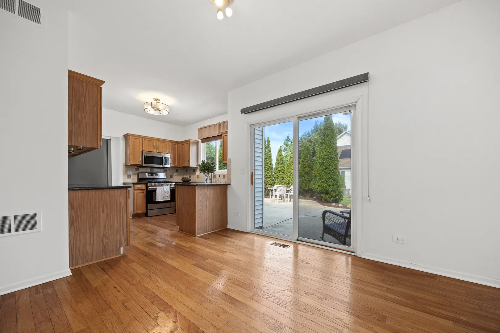 1255 Chicory Lane IL