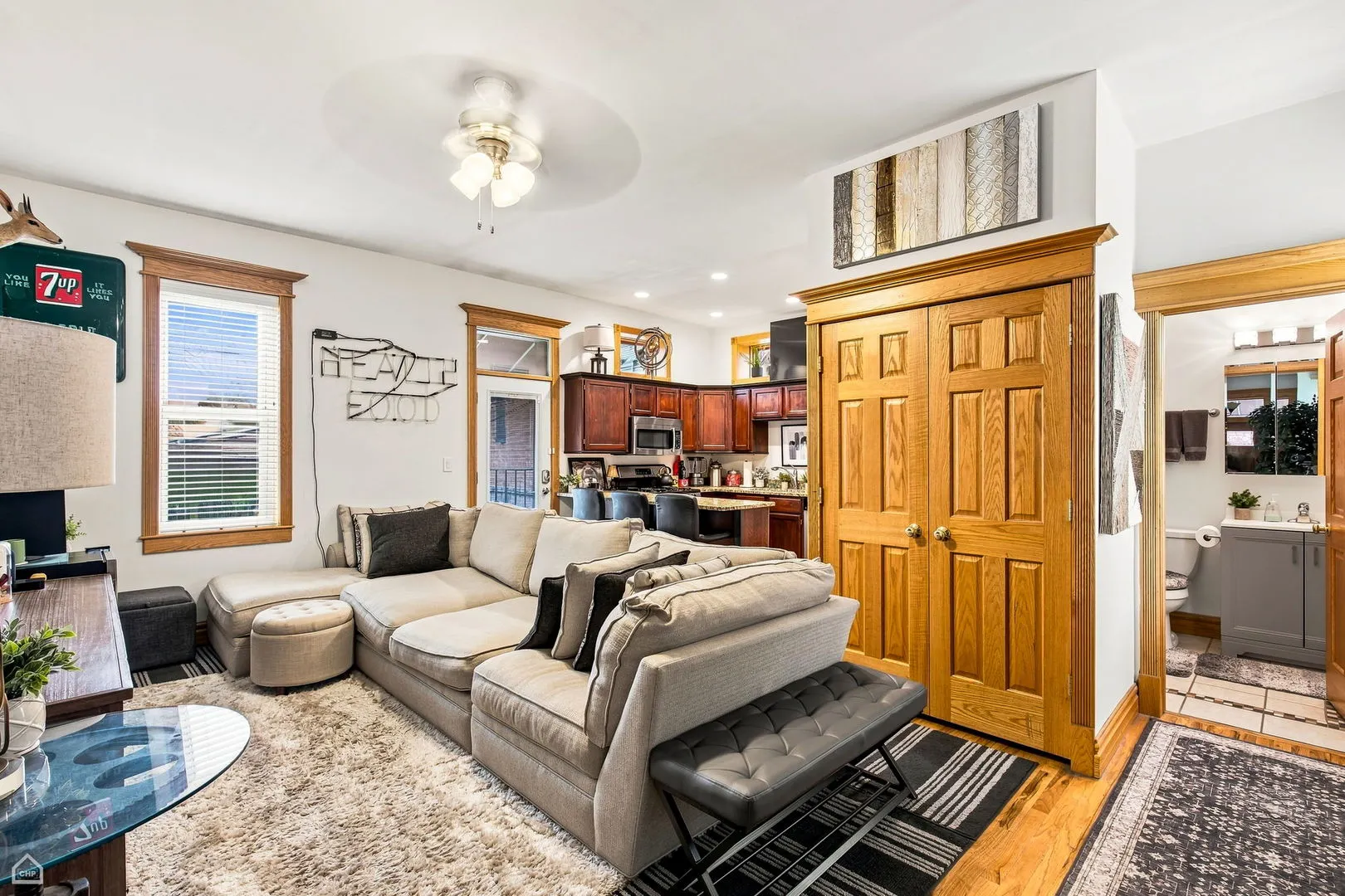 3728 S Emerald Avenue IL