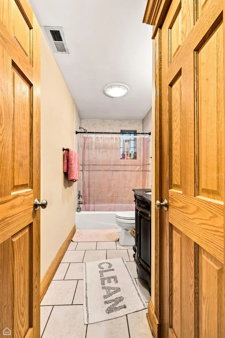3728 S Emerald Avenue IL