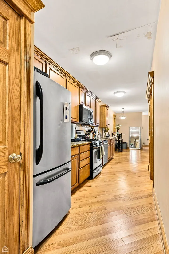 3728 S Emerald Avenue IL