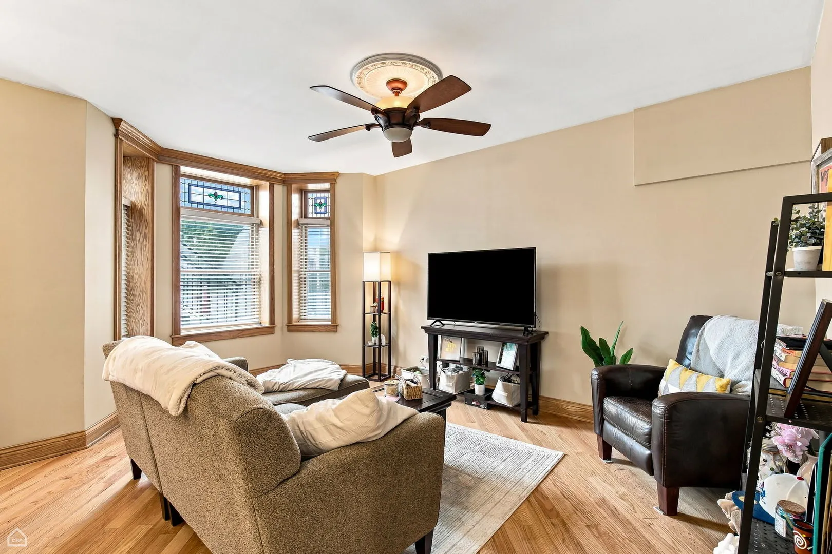 3728 S Emerald Avenue IL