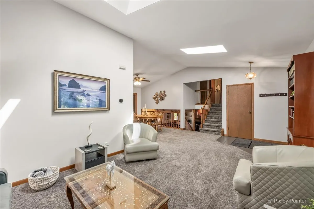 152 Jacquelyn Drive IL