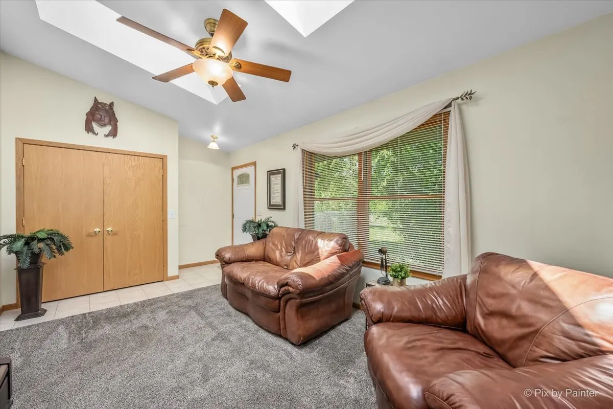 152 Jacquelyn Drive IL