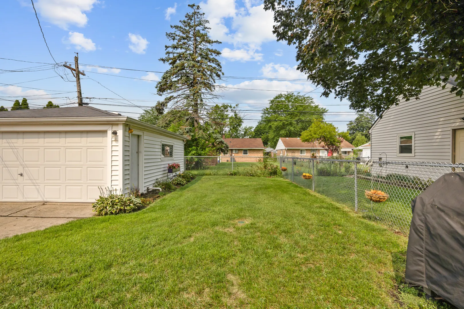 952 W Grant Drive IL