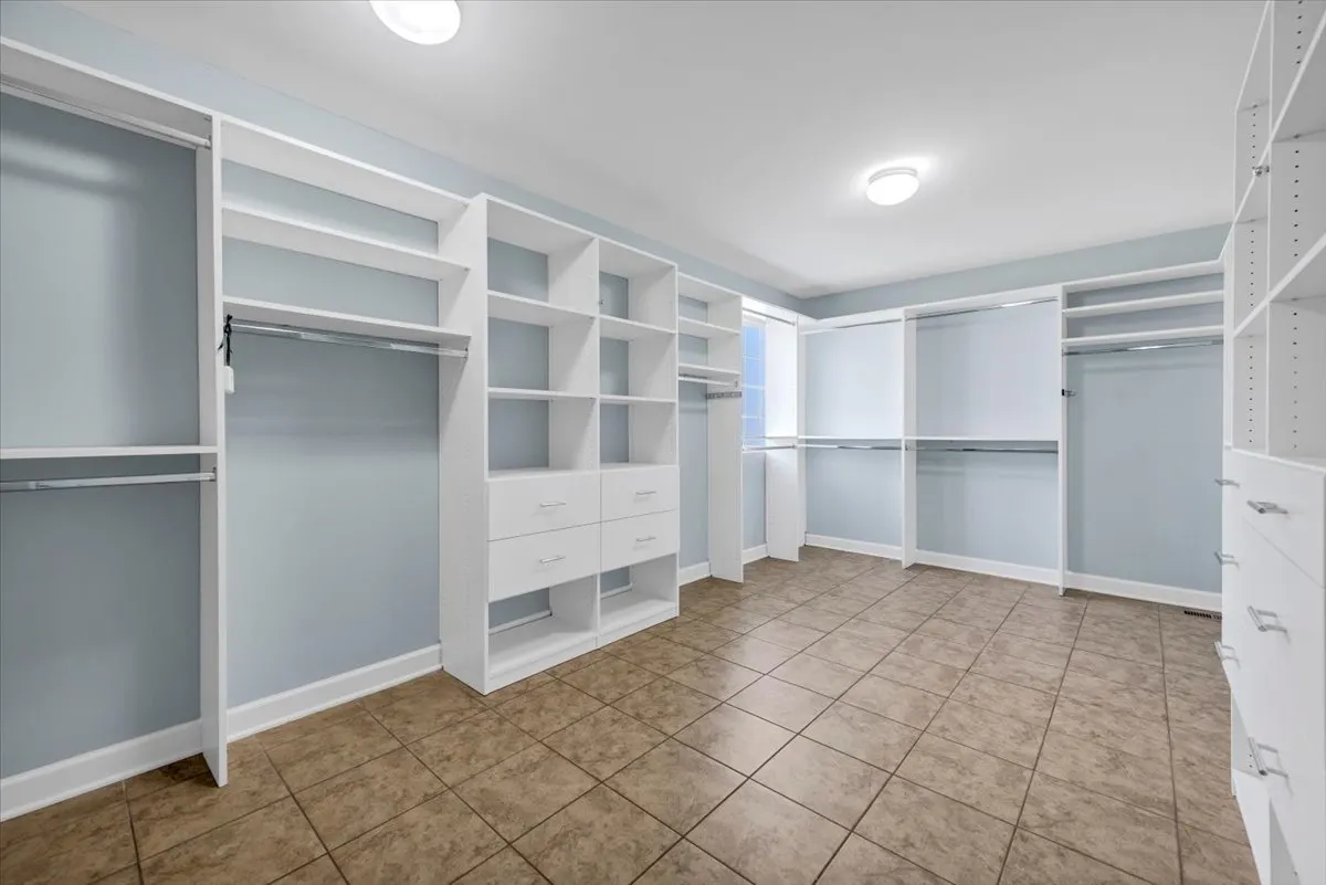 23590 Sanctuary Club Drive IL