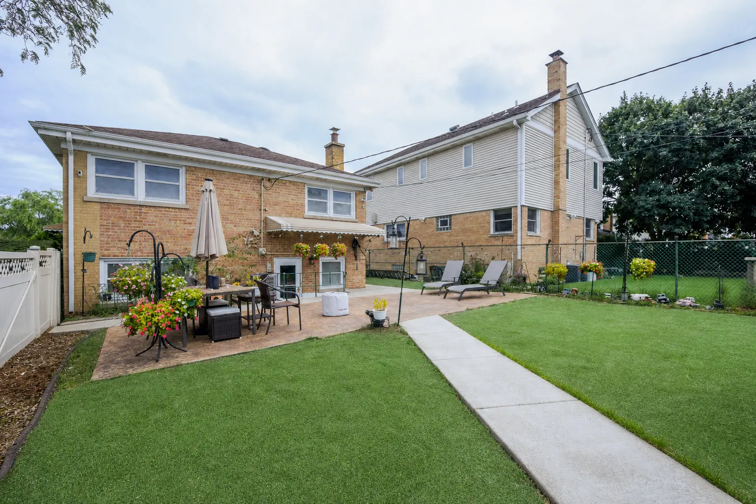 8662 N Ozark Avenue IL