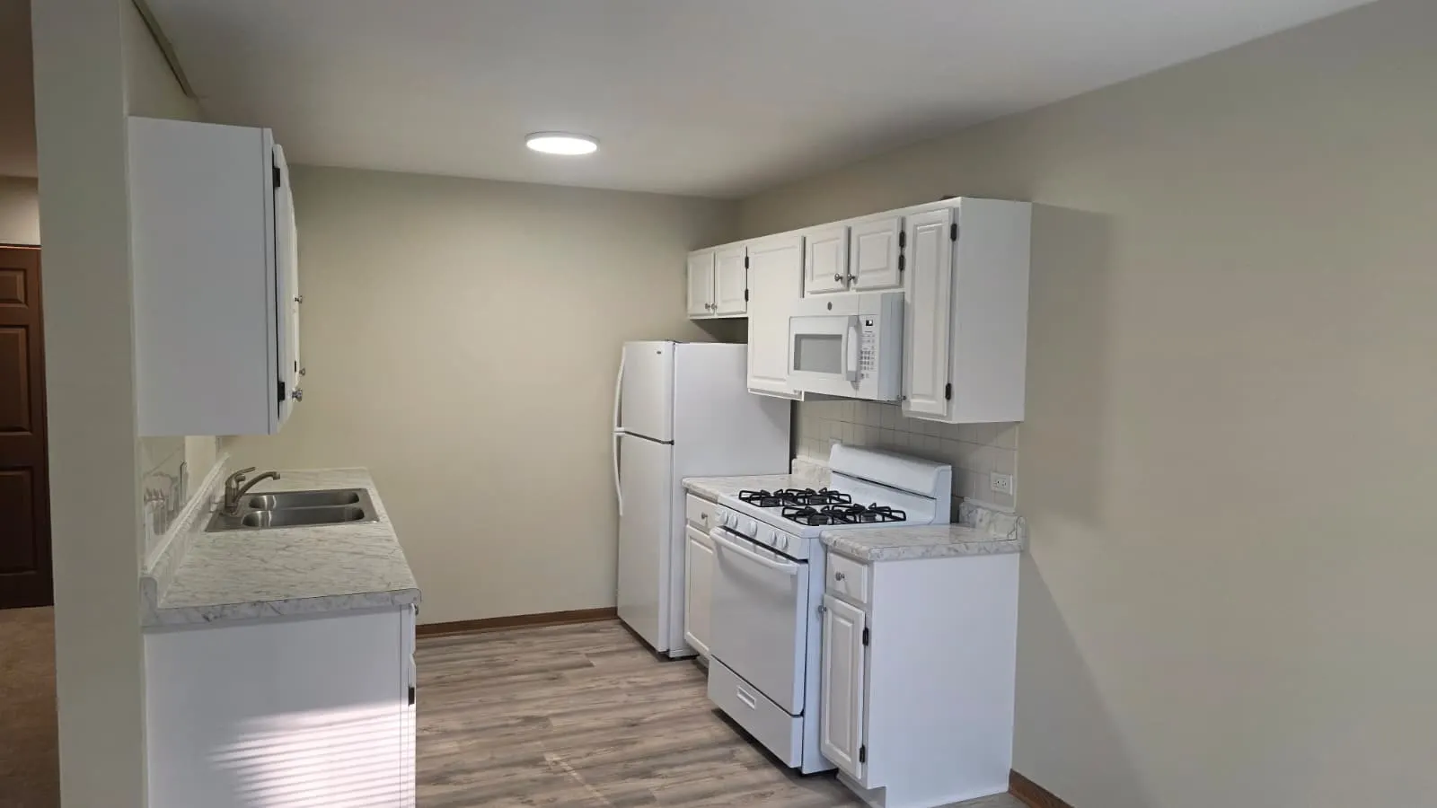 620 MALLARD Court IL #D1
