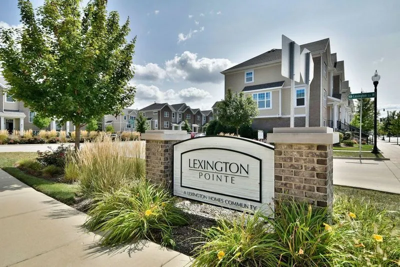 803 Lee Street IL