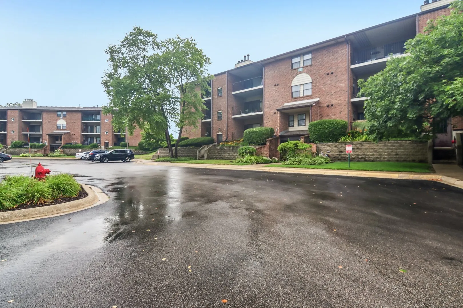 720 Weidner Road IL #200