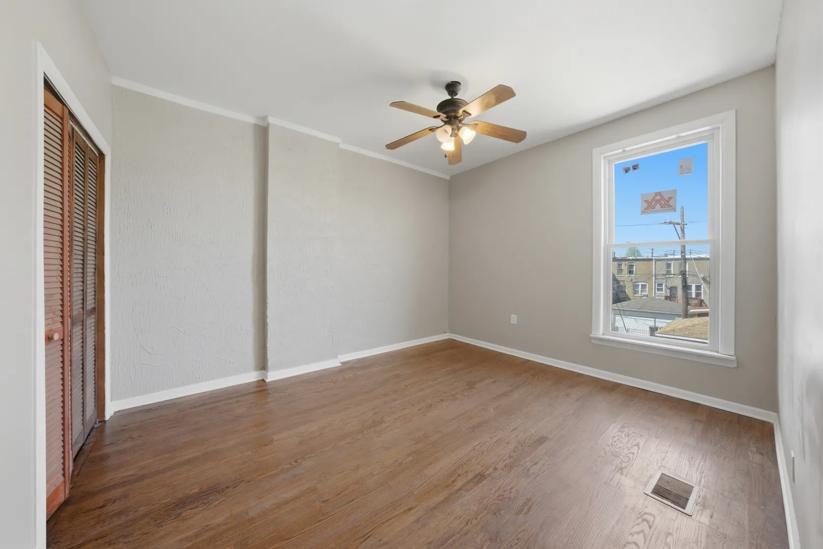 2626 W Wilcox Street IL
