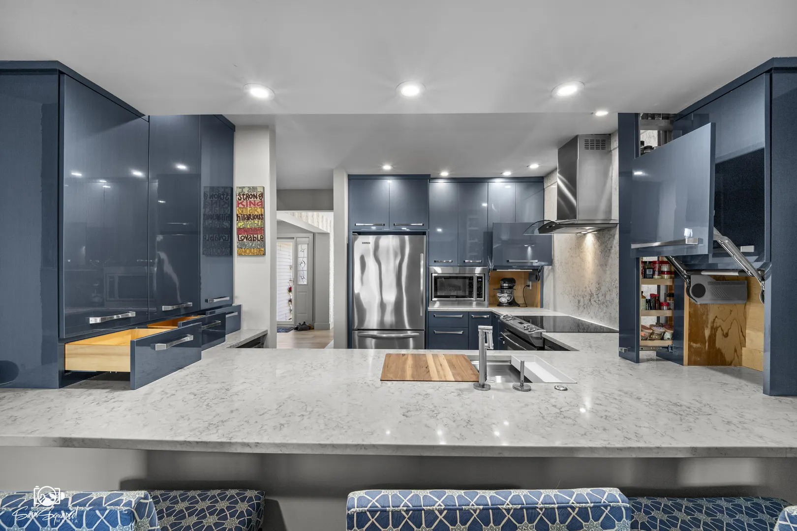 2712 Lake Shore Drive IL