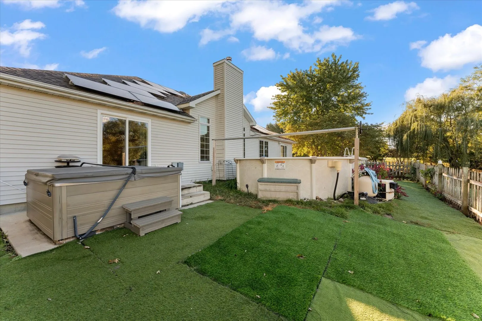 101 Red Bud Court IL