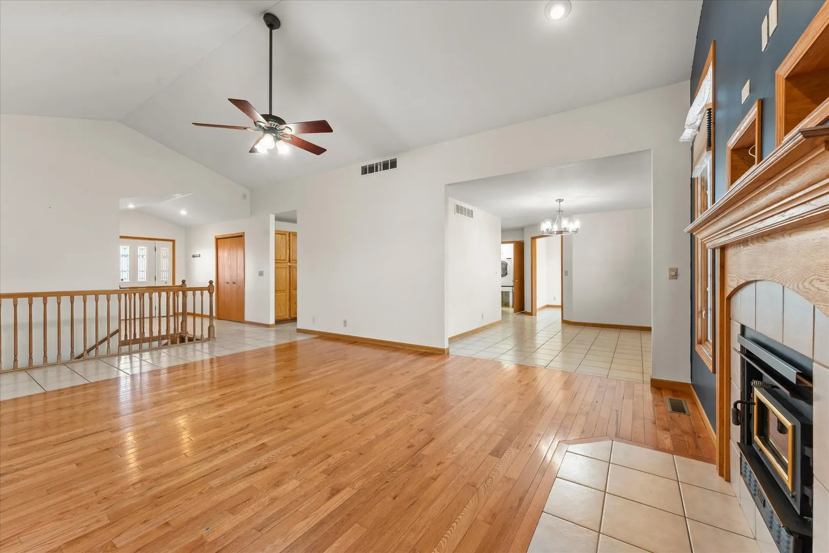 101 Red Bud Court IL