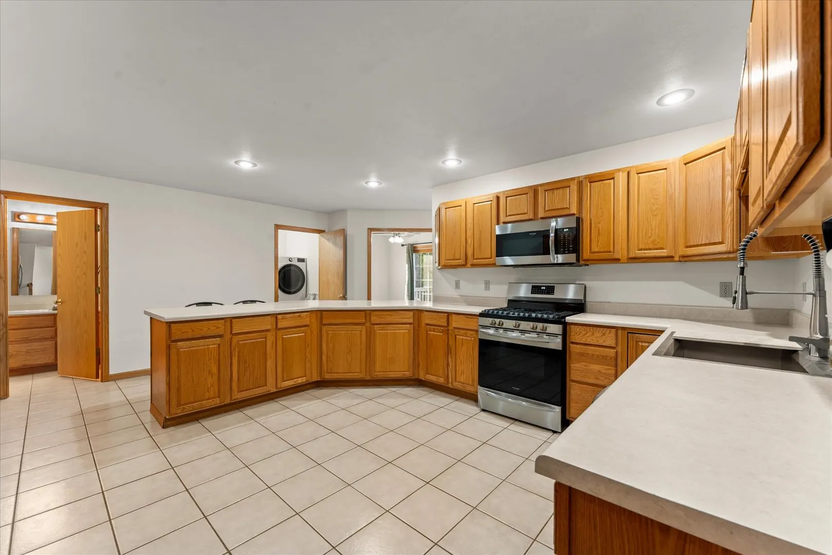 101 Red Bud Court IL
