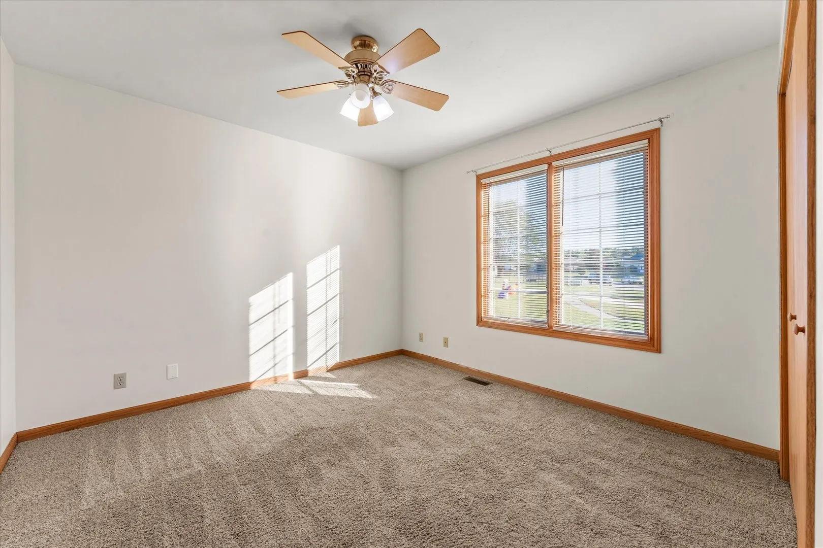 101 Red Bud Court IL