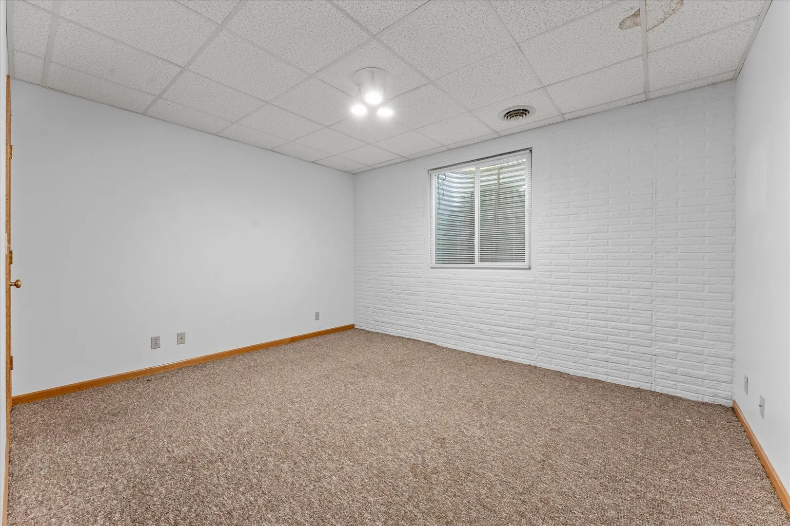 101 Red Bud Court IL